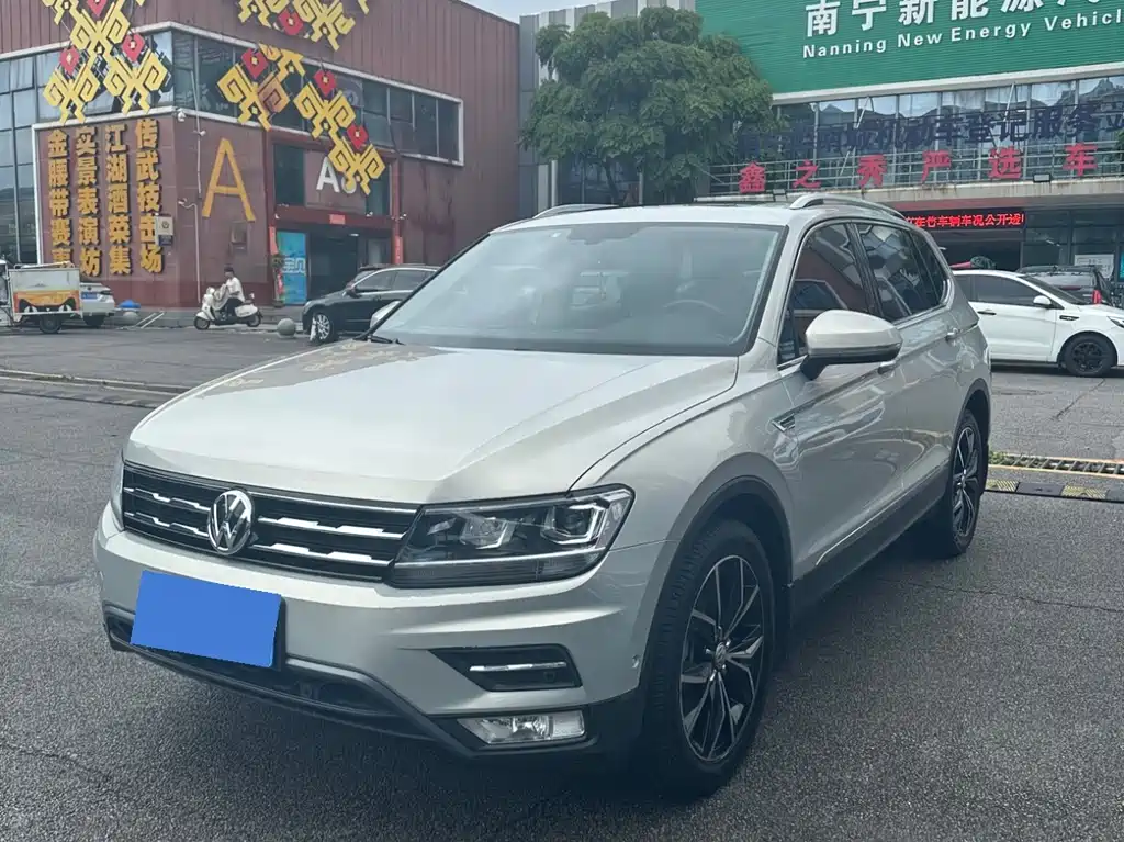 Volkswagen Tiguan L 2019