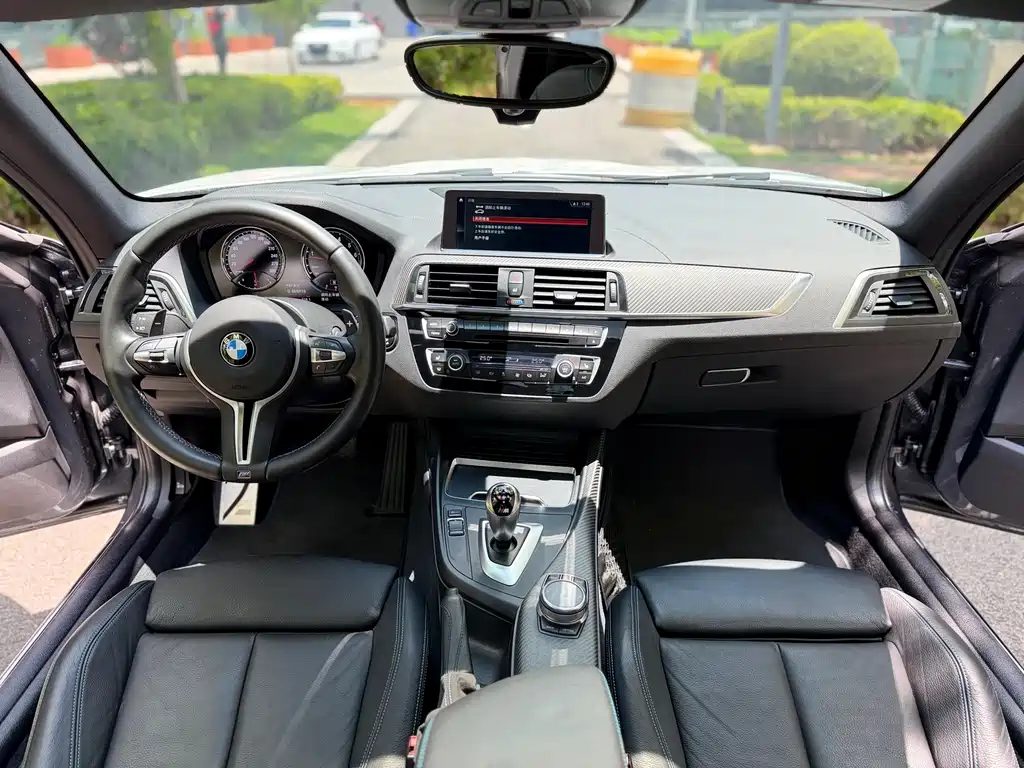 BMW M2 2018 — фото 13