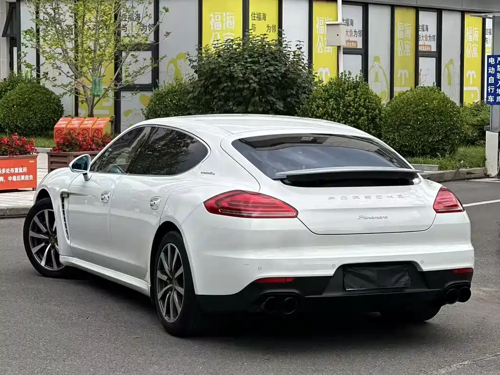 Porsche Panamera 2015 — фото 5