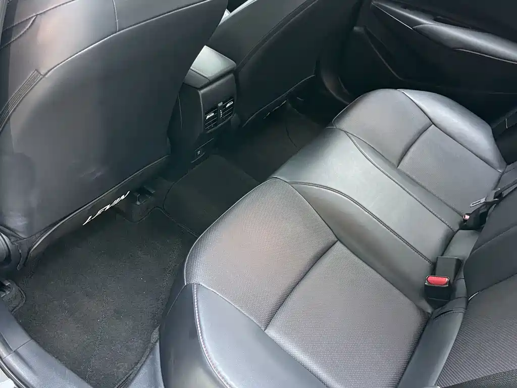 Toyota Levin 2022 — фото 11