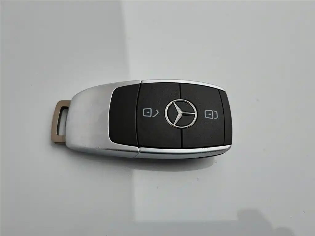 Mercedes-Benz GLB 2020 — фото 19