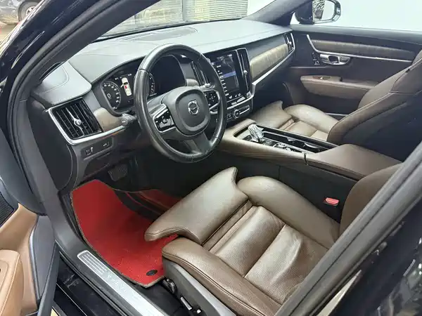 Volvo S90 2020