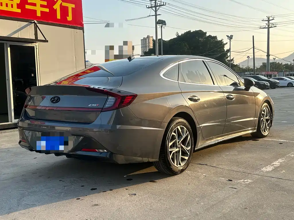 Hyundai Sonata 2022 — фото 16