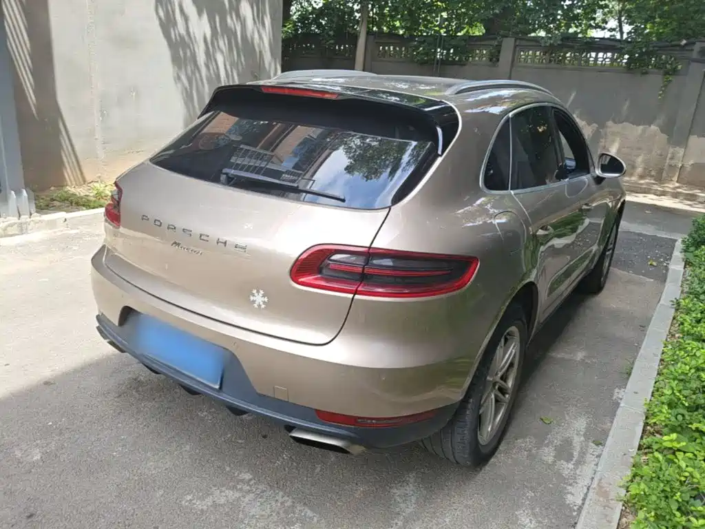 Porsche Macan 2015