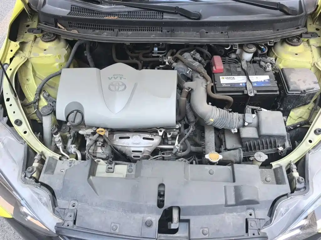 Toyota Yaris L 2016 — фото 11