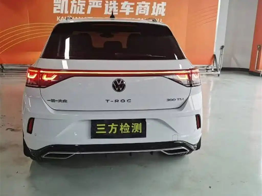 Volkswagen T-Roc 2023 — фото 8