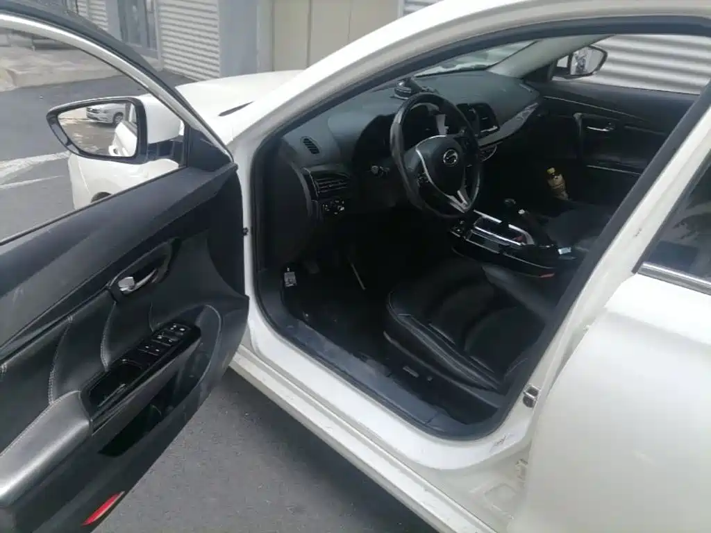 GAC Motor Trumpchi GA6 2015 — фото 23