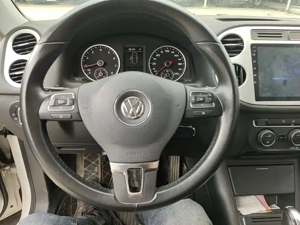 Volkswagen Tiguan 2018 — фото 11