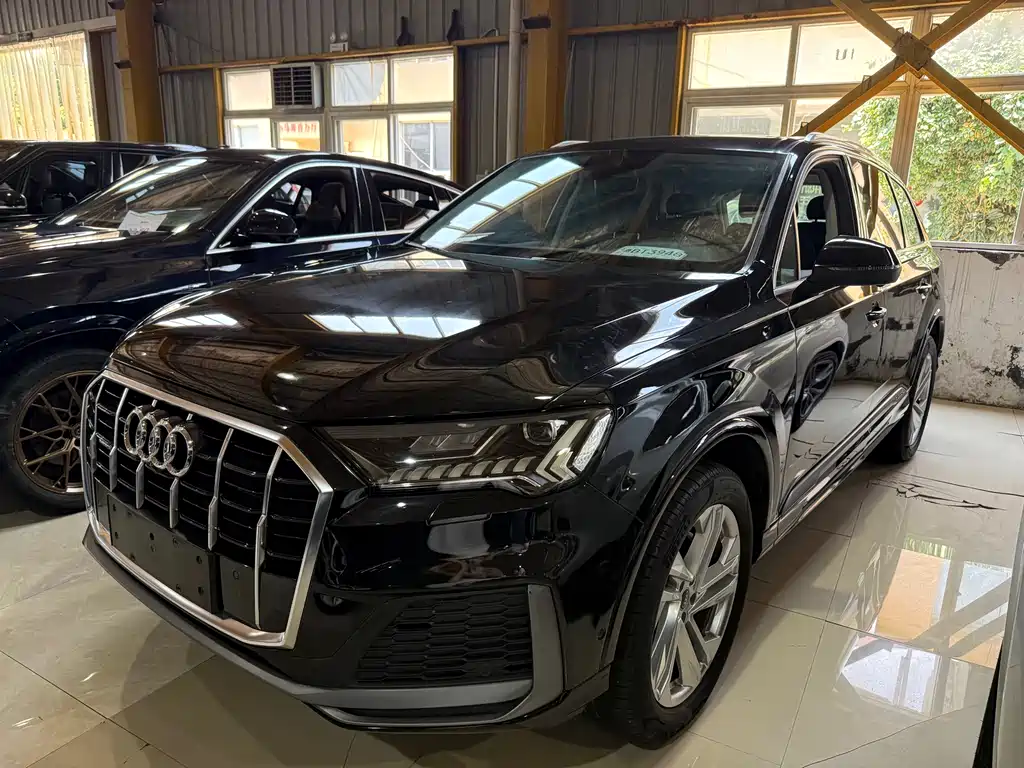 Audi Q7 2021