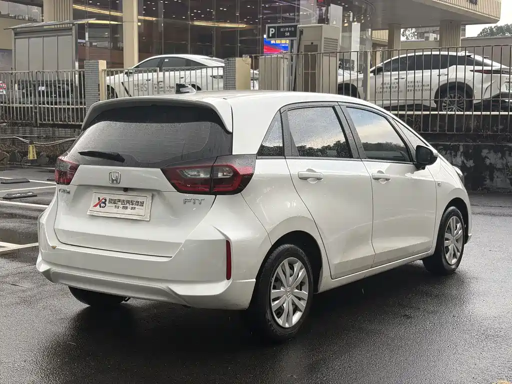 Honda Fit 2023 — фото 7