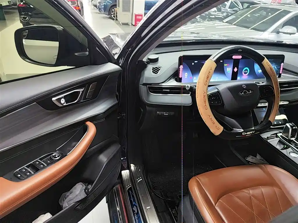 Chery Tiggo 8 PLUS 2021 — фото 16