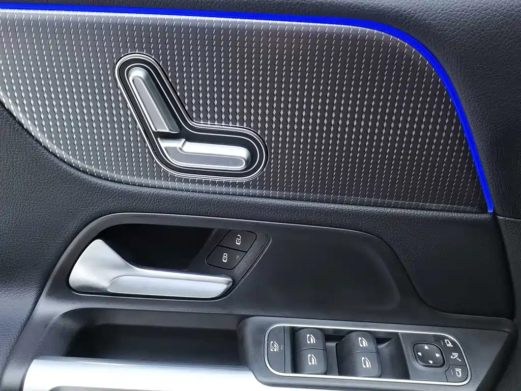Mercedes-Benz GLB 2022 — фото 23