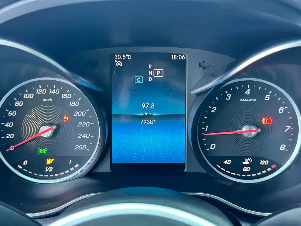 Mercedes-Benz C-Class 2019 — фото 12