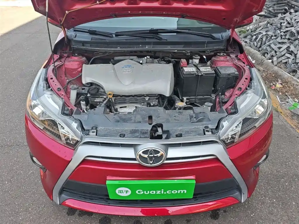 Toyota Yaris L 2015 — фото 16
