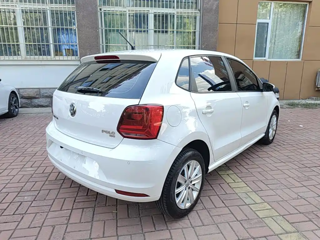 Volkswagen Polo 2016
