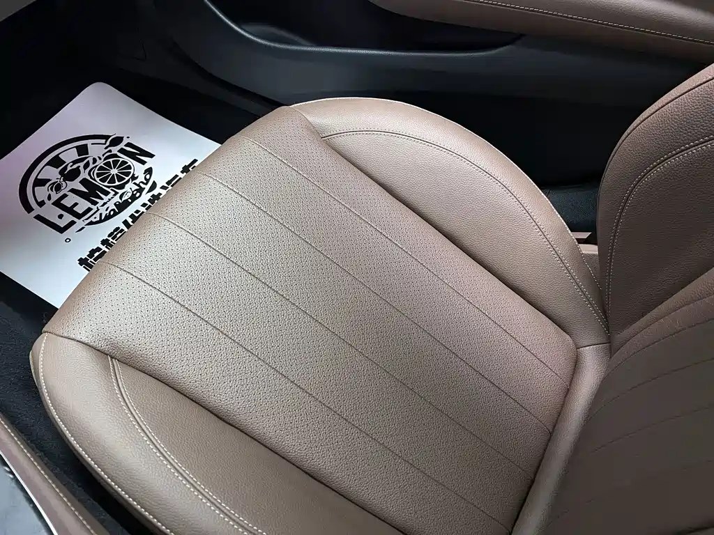 Mercedes-Benz E-Class 2021 — фото 37