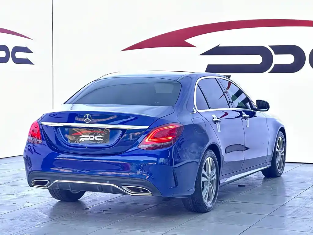 Mercedes-Benz C-Class 2019 — фото 22