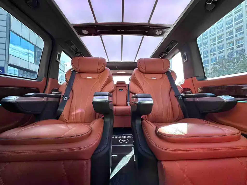Mercedes-Benz Vito 2023 — фото 19
