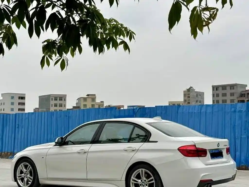 BMW 3 Series 2017