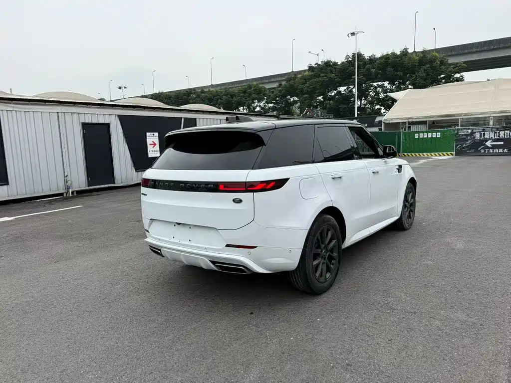 Land Rover Range Rover Sport 2022 — фото 9