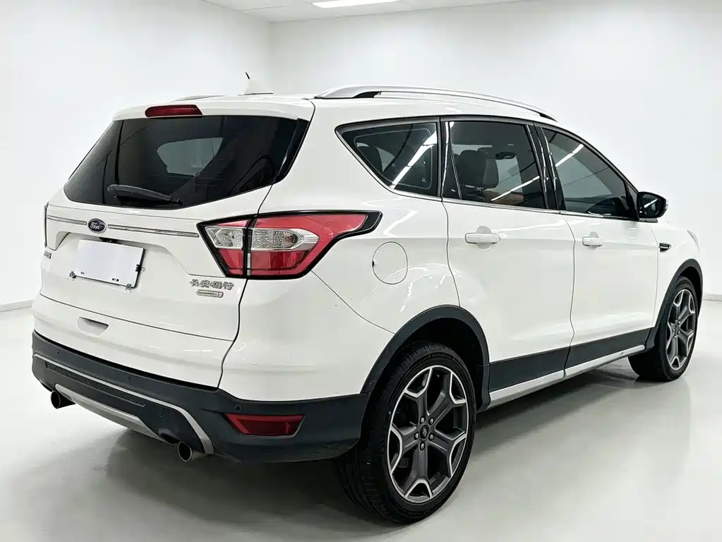 Ford Kuga 2018 — фото 13