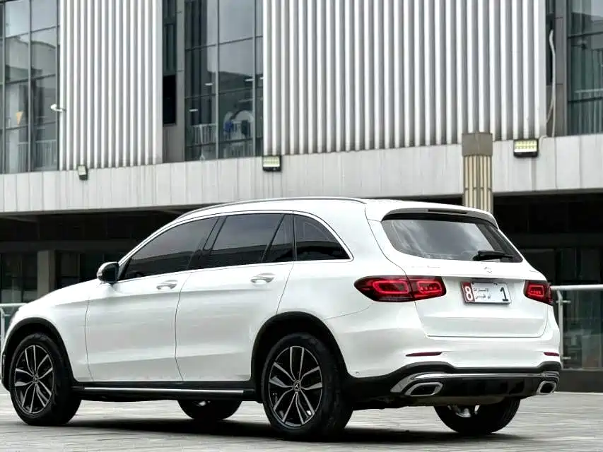 Mercedes-Benz GLC 2021 — фото 16