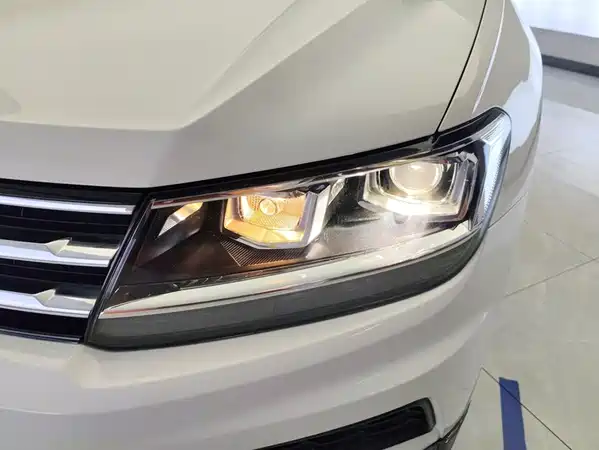 Volkswagen Tiguan L 2018