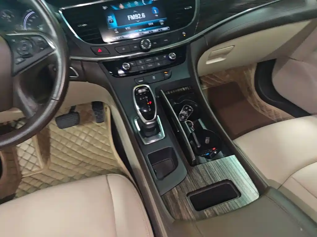 Buick LaCrosse 2017 — фото 14