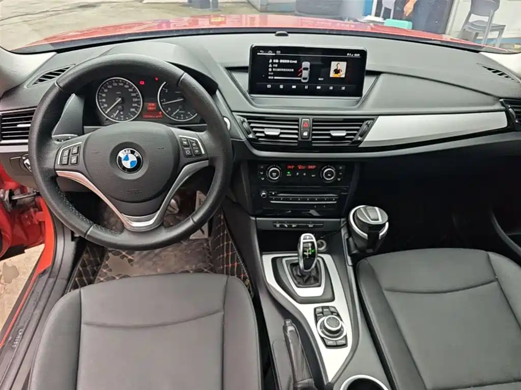 BMW X1 2015 — фото 10