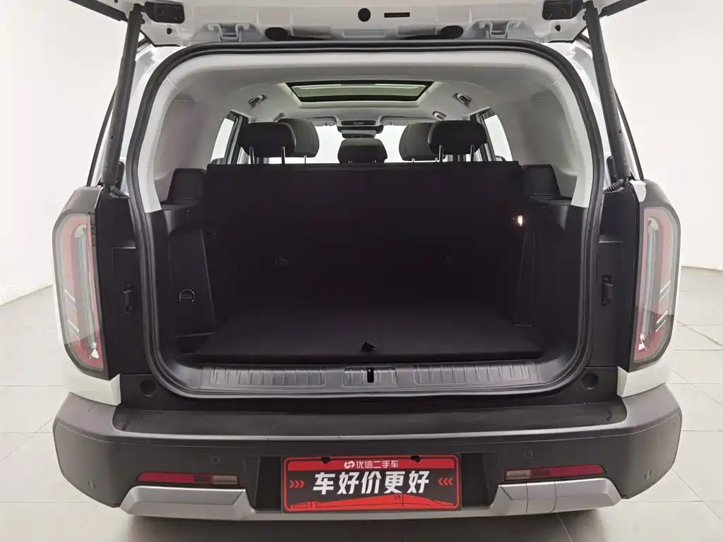 BAIC BJ30 2025 — фото 16