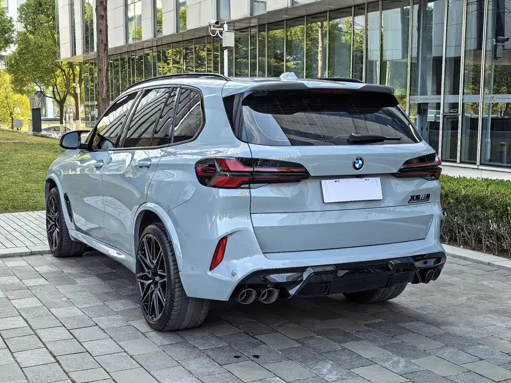 BMW X5 M 2023 — фото 44