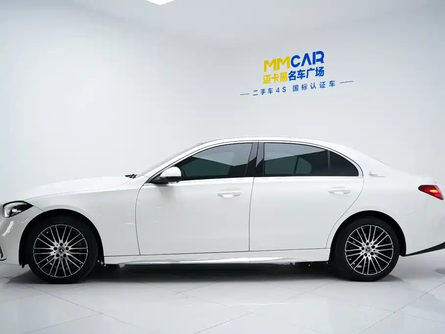 Mercedes-Benz C-Class 2023 — фото 10