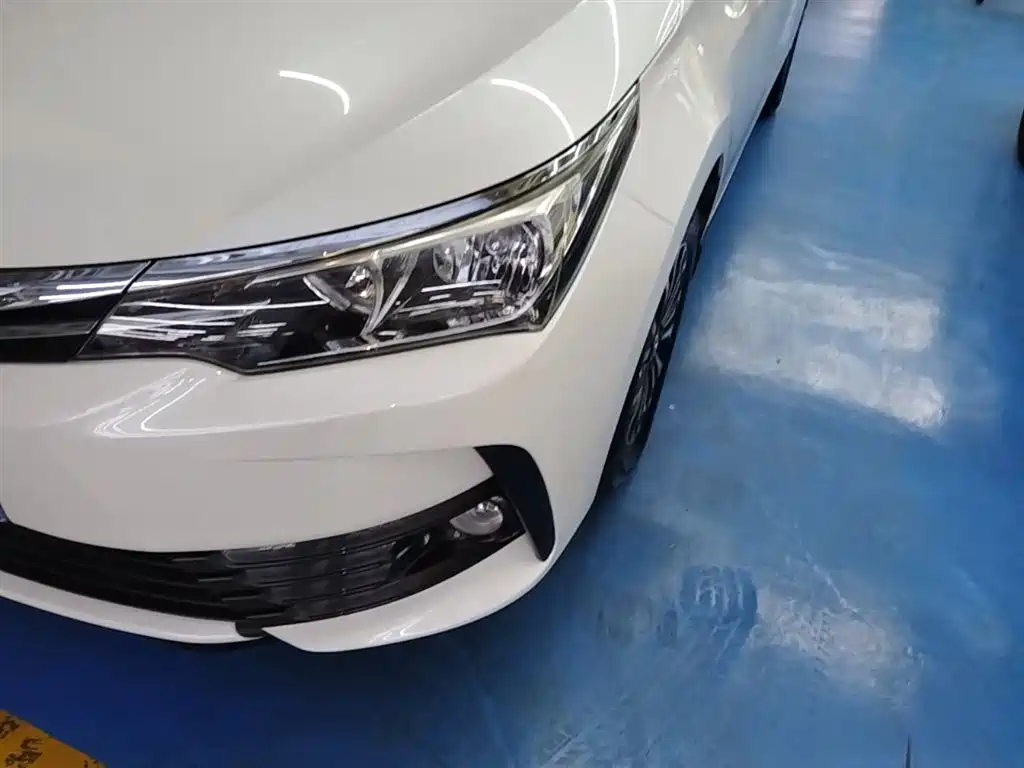 Toyota Corolla 2019 — фото 24