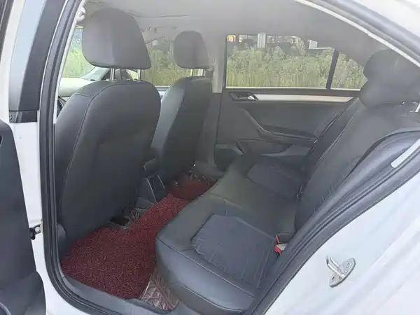Volkswagen Jetta 2018