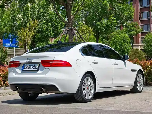 Jaguar XEL 2019