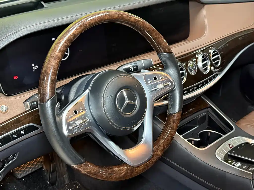 Mercedes-Benz Maybach S-Class 2020 — фото 14
