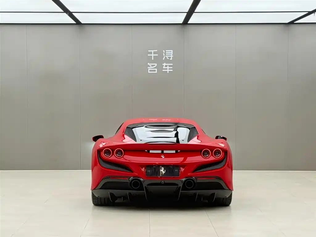 Ferrari F8 2022 — фото 14