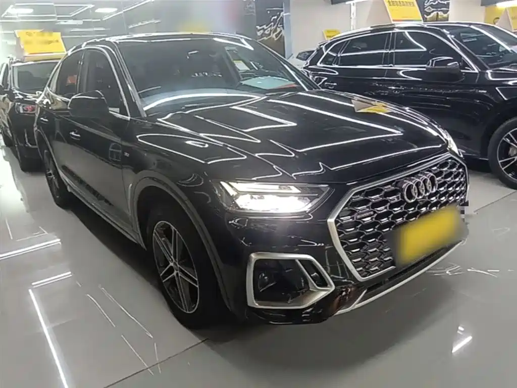 Audi Q5L Sportback 2021 — фото 4