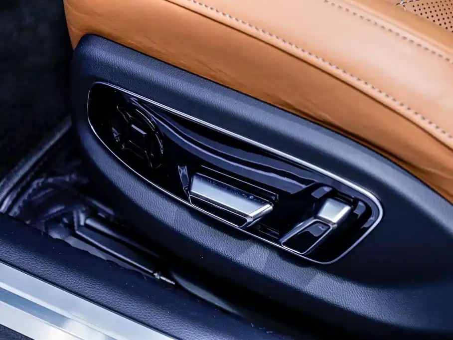 Audi A8 2024 — фото 25