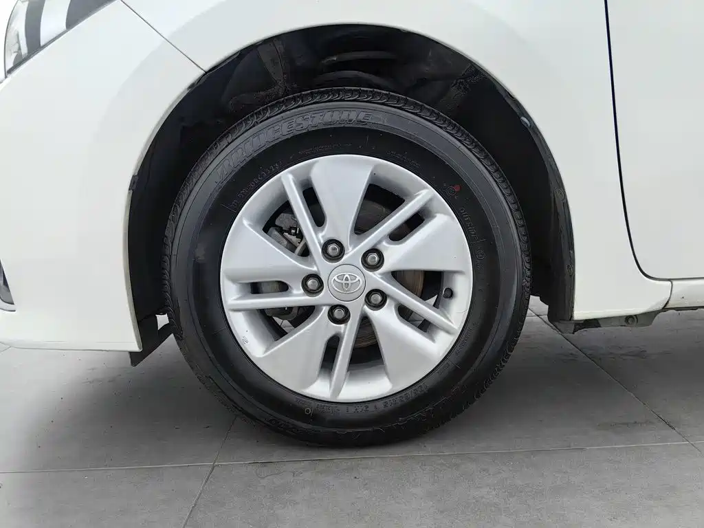 Toyota Corolla 2016 — фото 17