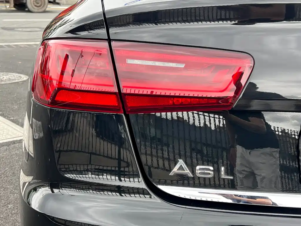 Audi A6L 2018 — фото 11