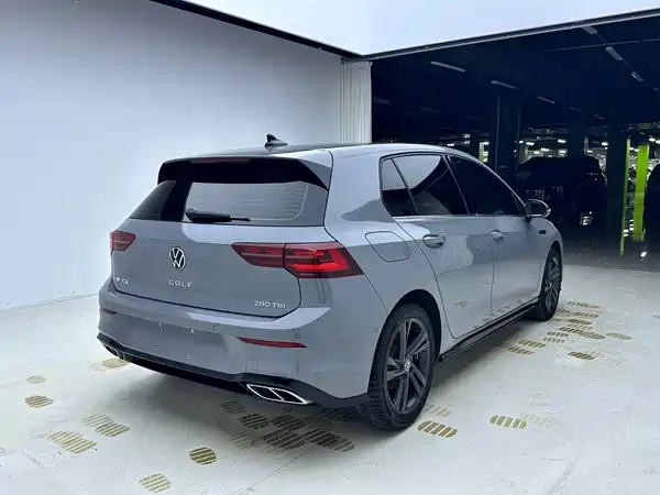 Volkswagen Golf 2023