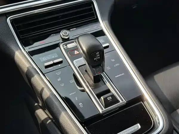 Porsche Panamera 2017