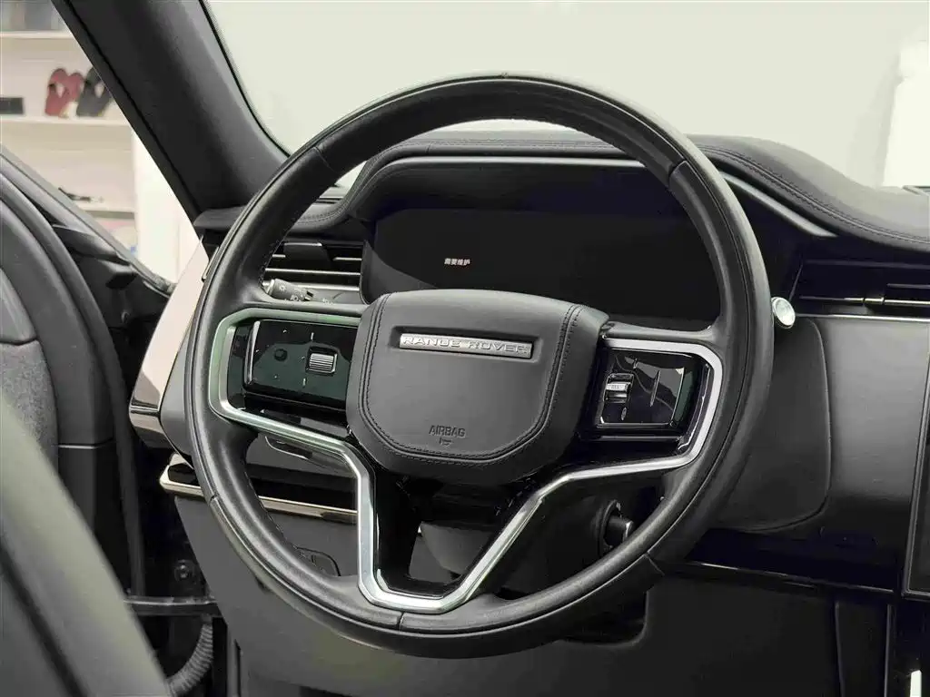 Land Rover Range Rover Sport 2023 — фото 13