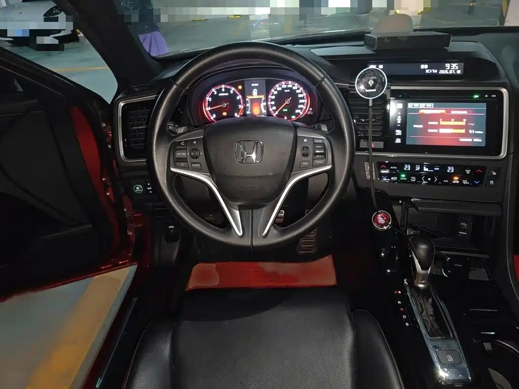 Honda Spirior 2015 — фото 3