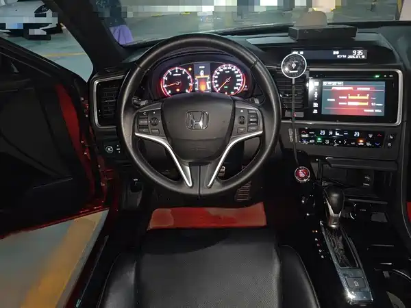 Honda Spirior 2015