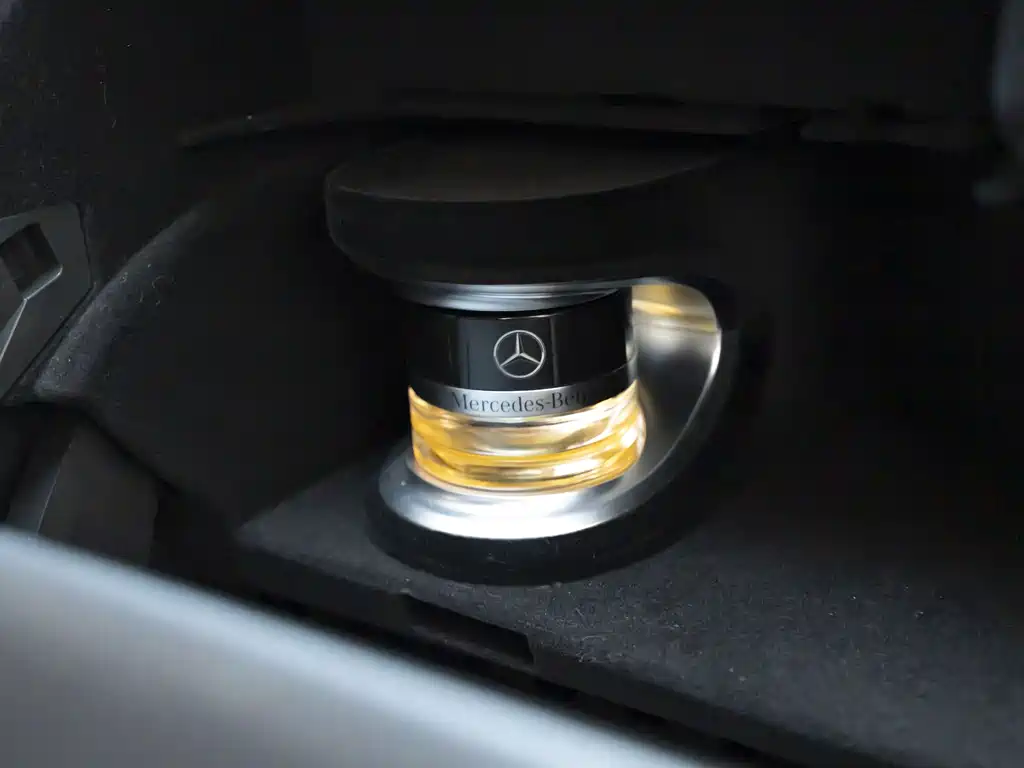 Mercedes-Benz C-Class AMG 2018 — фото 15