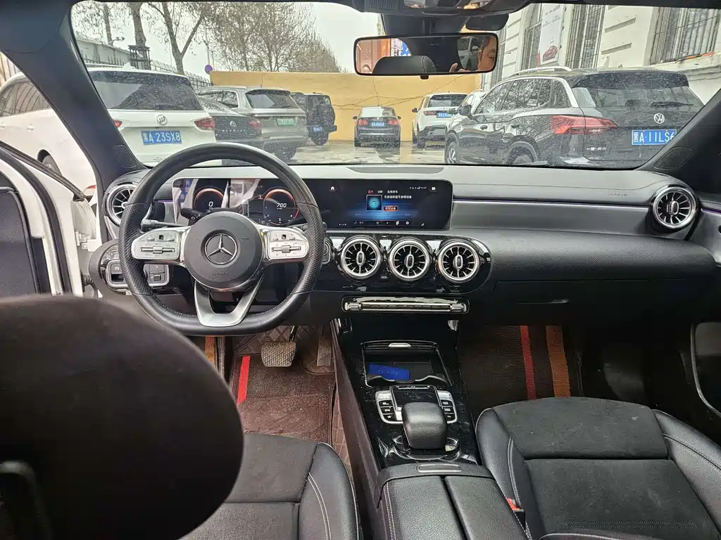 Mercedes-Benz A-Class 2020 — фото 7
