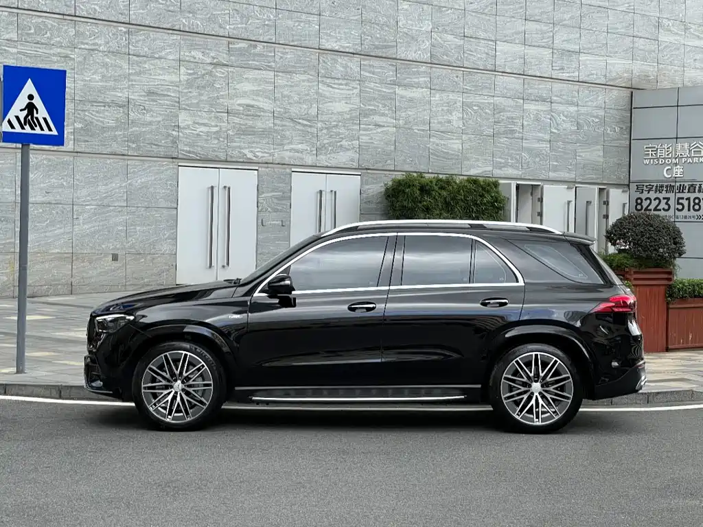Mercedes-Benz GLE AMG 2023 — фото 3