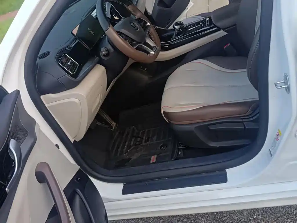 BYD Qin PLUS 2025